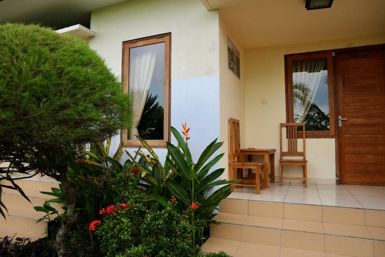 Bhujangga'S Village Near Pantai Uluwatu Redpartner Екстер'єр фото