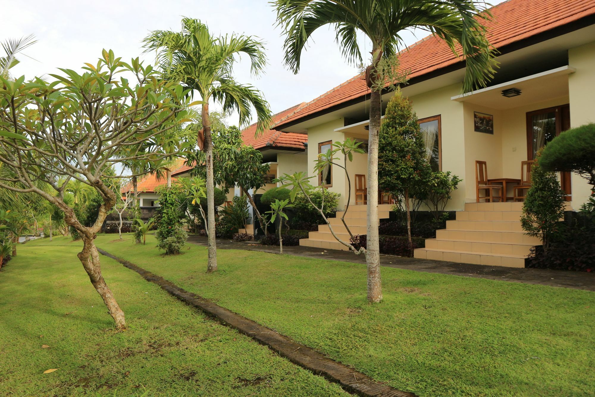 Bhujangga'S Village Near Pantai Uluwatu Redpartner Екстер'єр фото